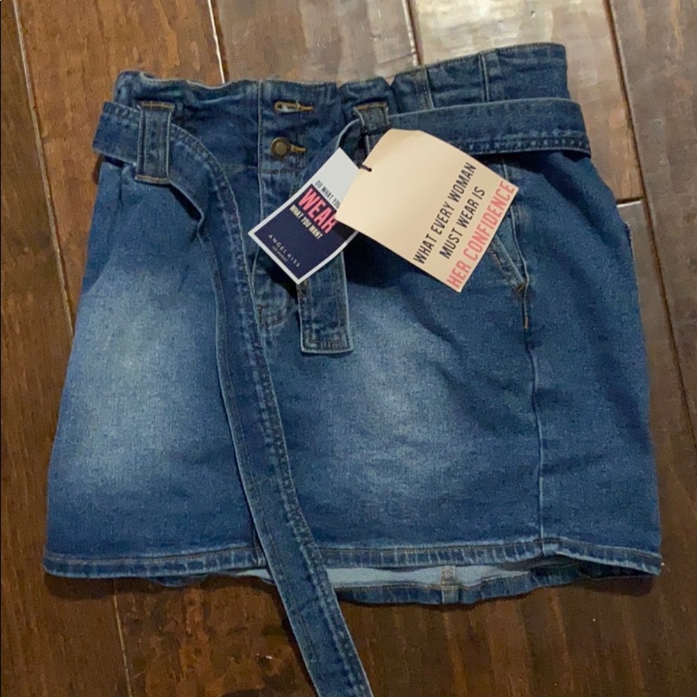 Denim 2 button skirt